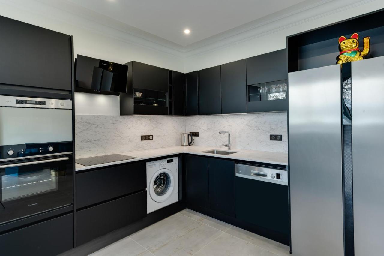 Swan Lake - Design Apartment Facing Lake Annecy Bagian luar foto