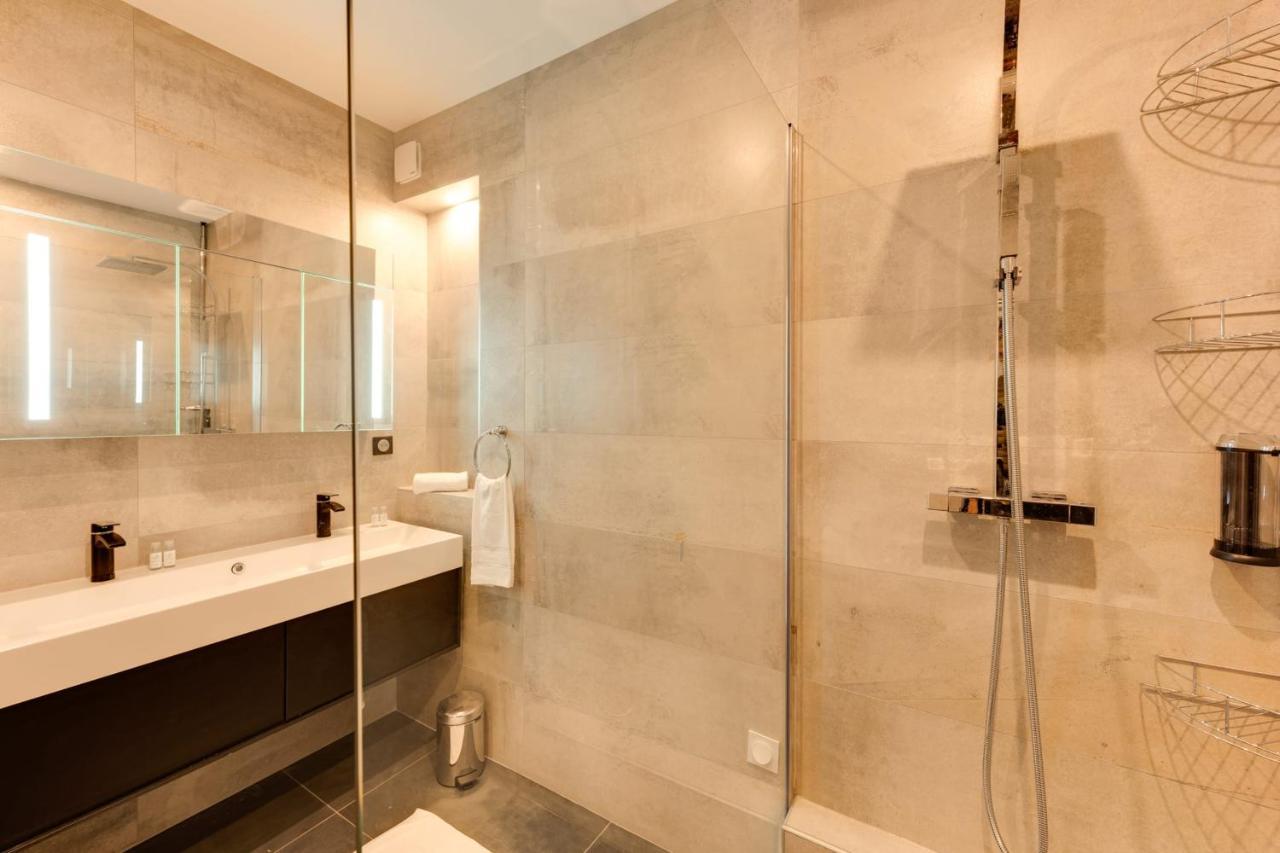Swan Lake - Design Apartment Facing Lake Annecy Bagian luar foto